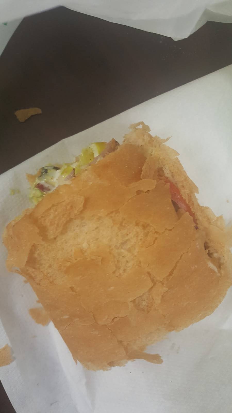 Subway | restaurant | 310 E Trade St, Charlotte, NC 28202, USA | 7043337422 OR +1 704-333-7422