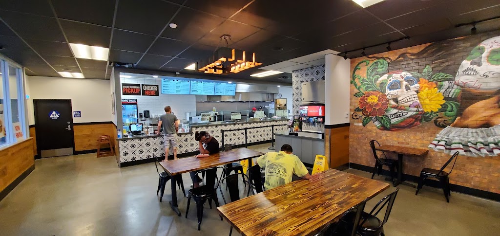 Chronic Tacos | restaurant | 806 S Tippecanoe Ave, San Bernardino, CA 92408, USA | 9093810666 OR +1 909-381-0666