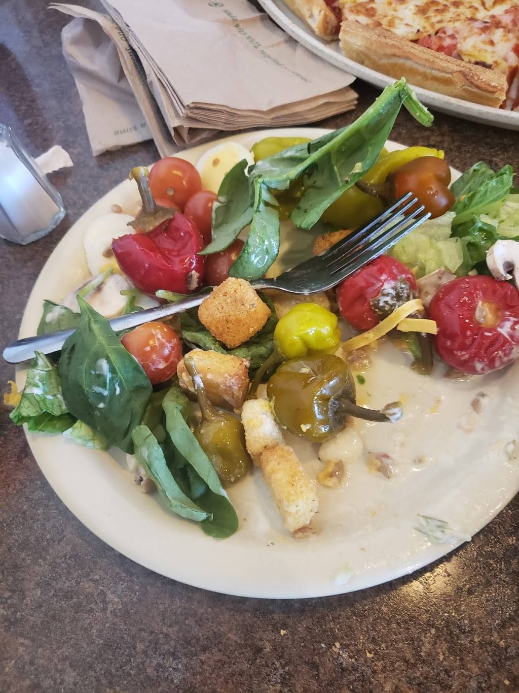 Godfathers Pizza | meal delivery | 17691 SW Farmington Rd, Aloha, OR 97007, USA | 5036495600 OR +1 503-649-5600