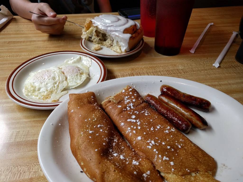 Swedish Inn | restaurant | 12678 Lake Blvd, Lindstrom, MN 55045, USA | 6512572571 OR +1 651-257-2571