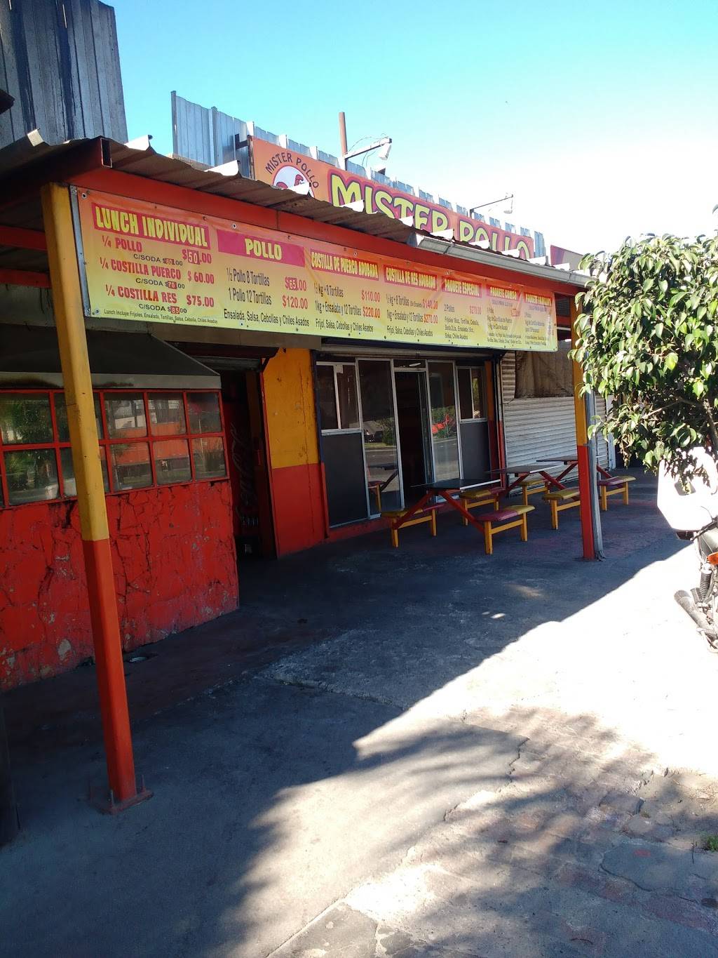 MISTER POLLO Pollos Asados al Carbón | restaurant | Av de los Insurgentes 31, Cerro Colorado, 22223 Tijuana, B.C., Mexico | 016646609868 OR +52 664 660 9868