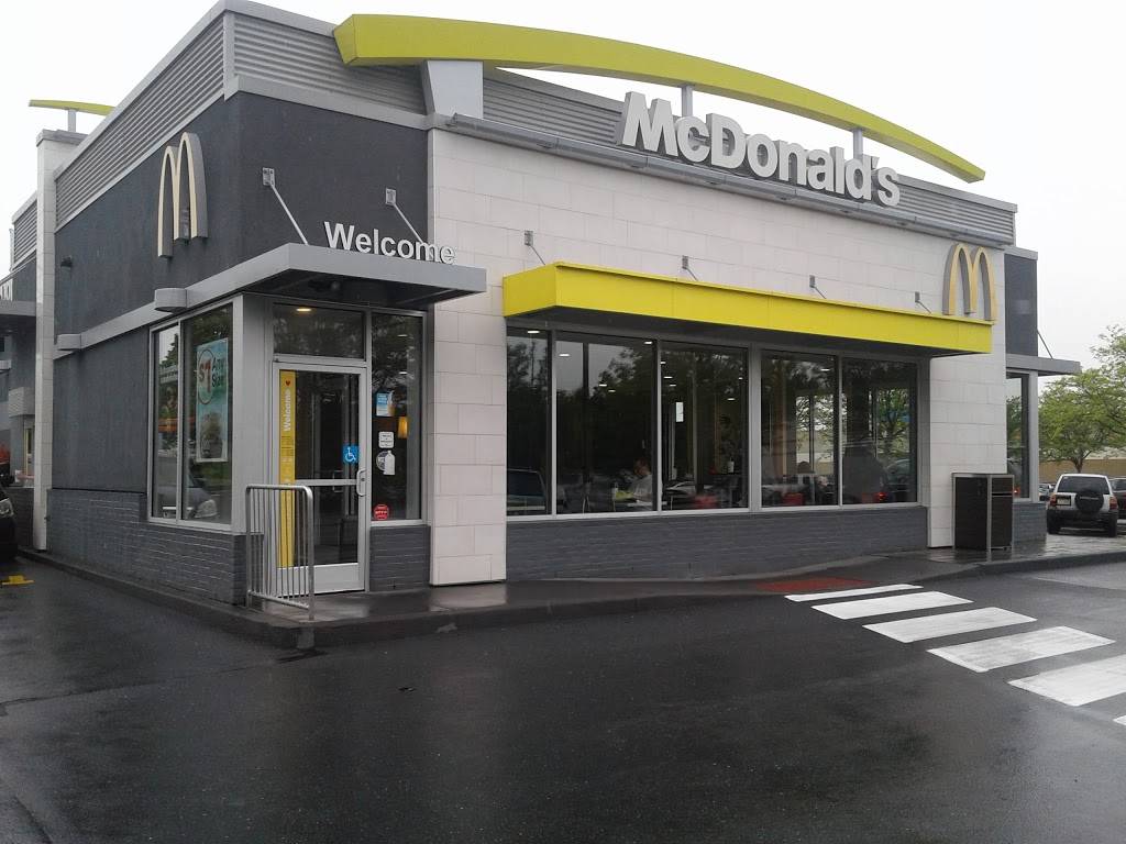 McDonalds | cafe | 1725 Quentin Rd, Lebanon, PA 17042, USA | 7173066565 OR +1 717-306-6565