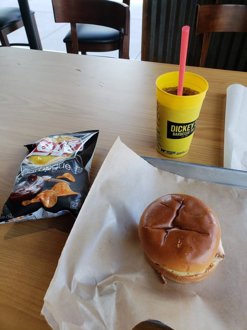 Dickeys Barbecue Pit | restaurant | 6451 Old Beulah St, Alexandria, VA 22315, USA | 8554908227 OR +1 855-490-8227