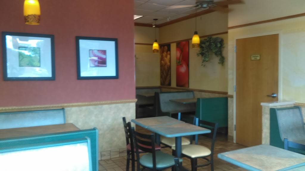 Subway | meal takeaway | 210 W Main St, Crosby, MN 56441, USA | 2185467301 OR +1 218-546-7301