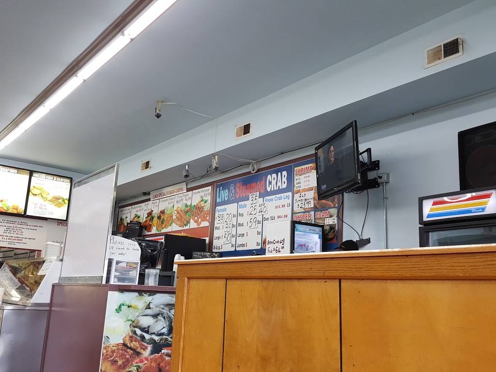 Todays Crab House | restaurant | 3510 Old Silver Hill Rd, Suitland, MD 20746, USA | 3017021810 OR +1 301-702-1810