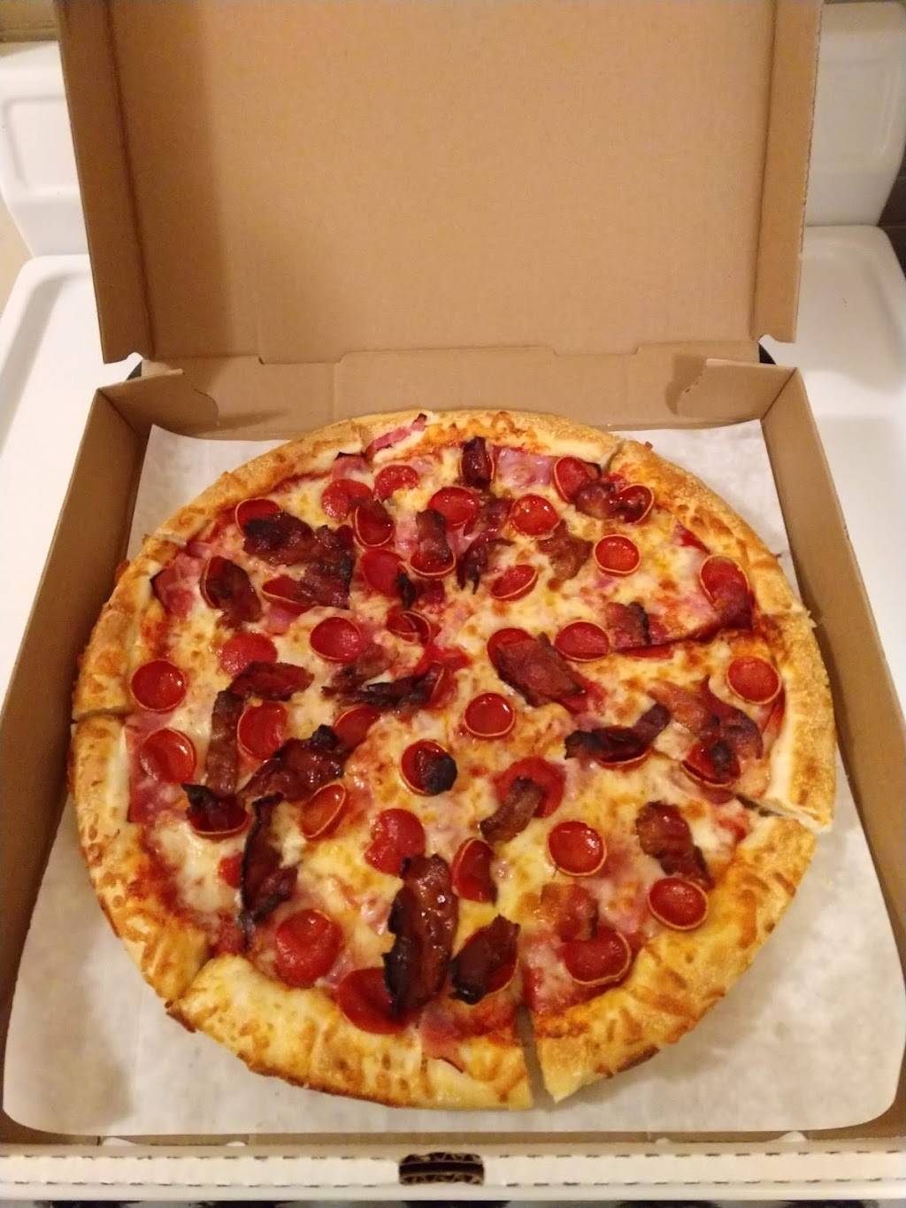 Heathcos Pizza and Variety | restaurant | 375 Court St, Auburn, ME 04210, USA | 2076899175 OR +1 207-689-9175