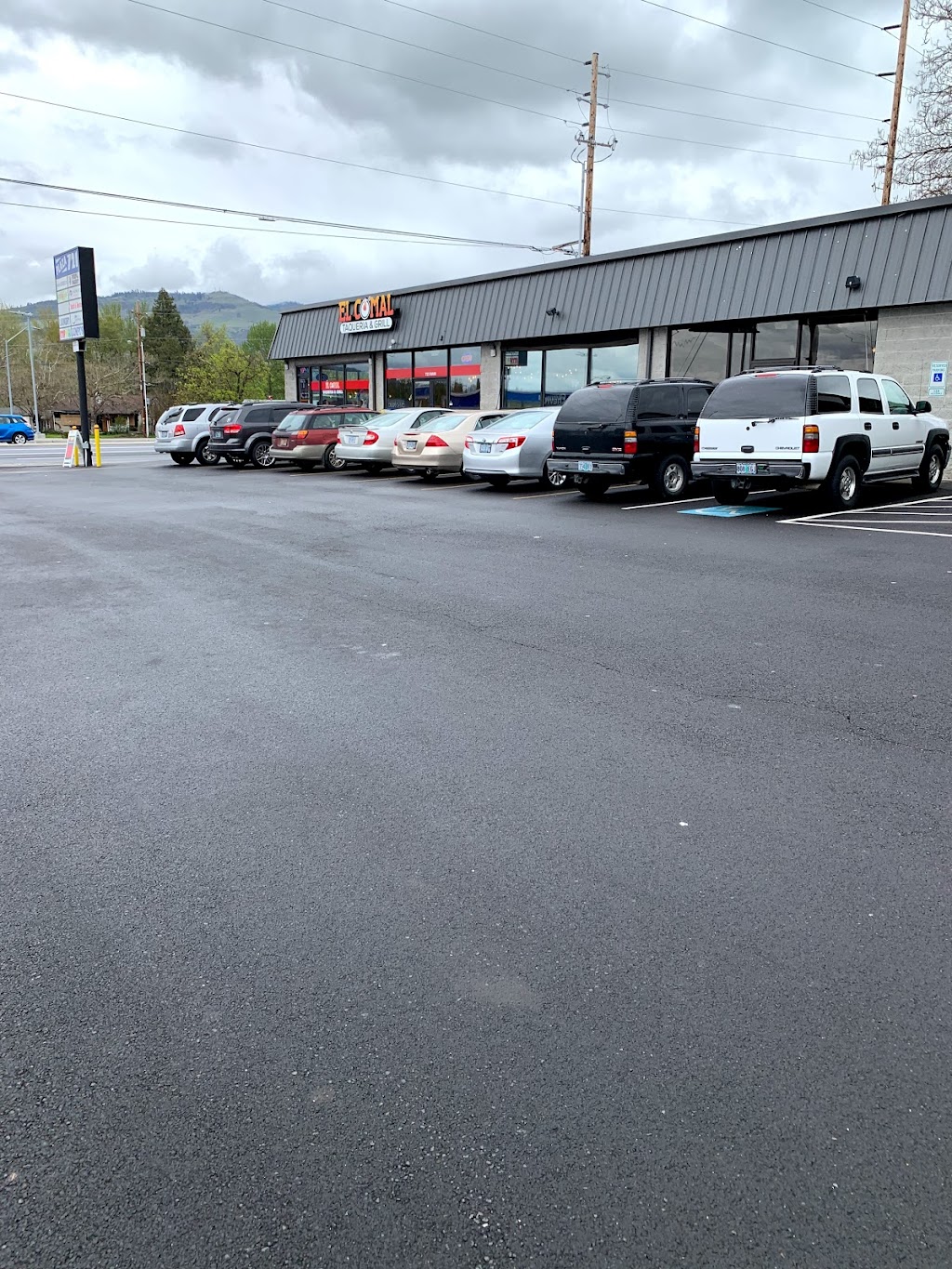 El Comal Taqueria and Grill (Phoenix Or) | restaurant | 723 N Main St, Phoenix, OR 97535, USA | 5418974203 OR +1 541-897-4203