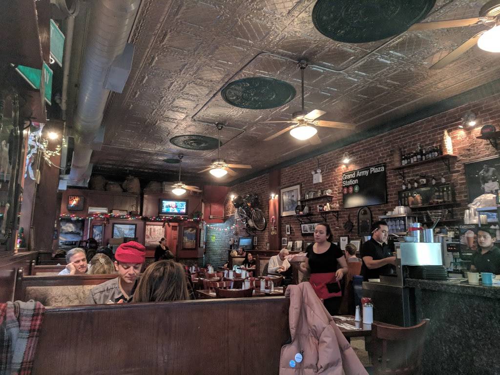 Purity Diner | restaurant | 289 7th Ave, Brooklyn, NY 11215, USA | 7188400881 OR +1 718-840-0881