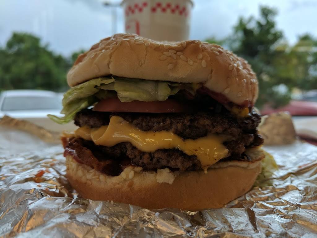Five Guys | meal takeaway | 9749 Northlake Centre Pkwy, Charlotte, NC 28216, USA | 7045962292 OR +1 704-596-2292