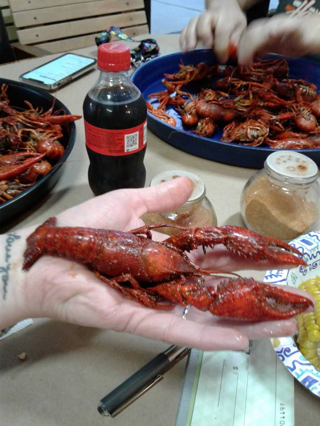 Little Eagle Seafood | restaurant | 1813 S Bayou Dr, Golden Meadow, LA 70357, USA | 9854755122 OR +1 985-475-5122