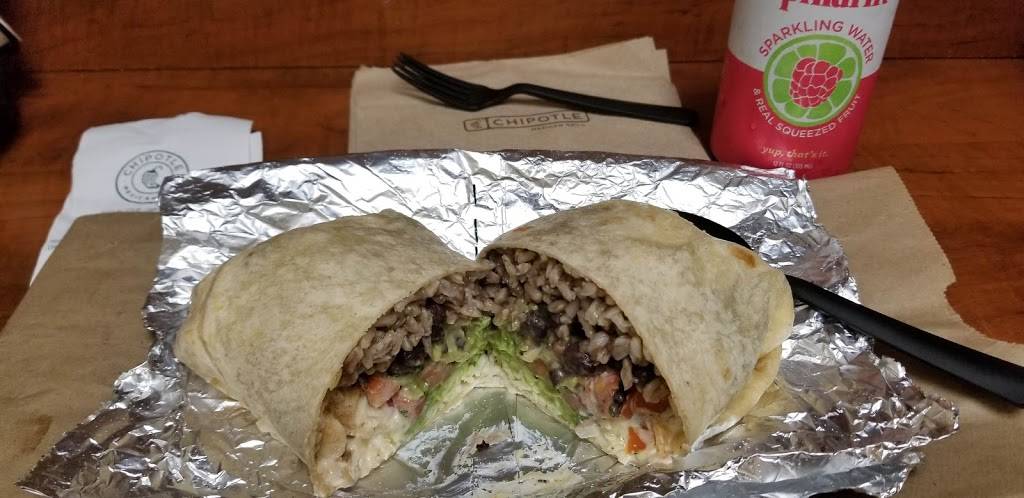 Chipotle Mexican Grill | restaurant | 260 E 161st St, Bronx, NY 10451, USA | 7186655238 OR +1 718-665-5238