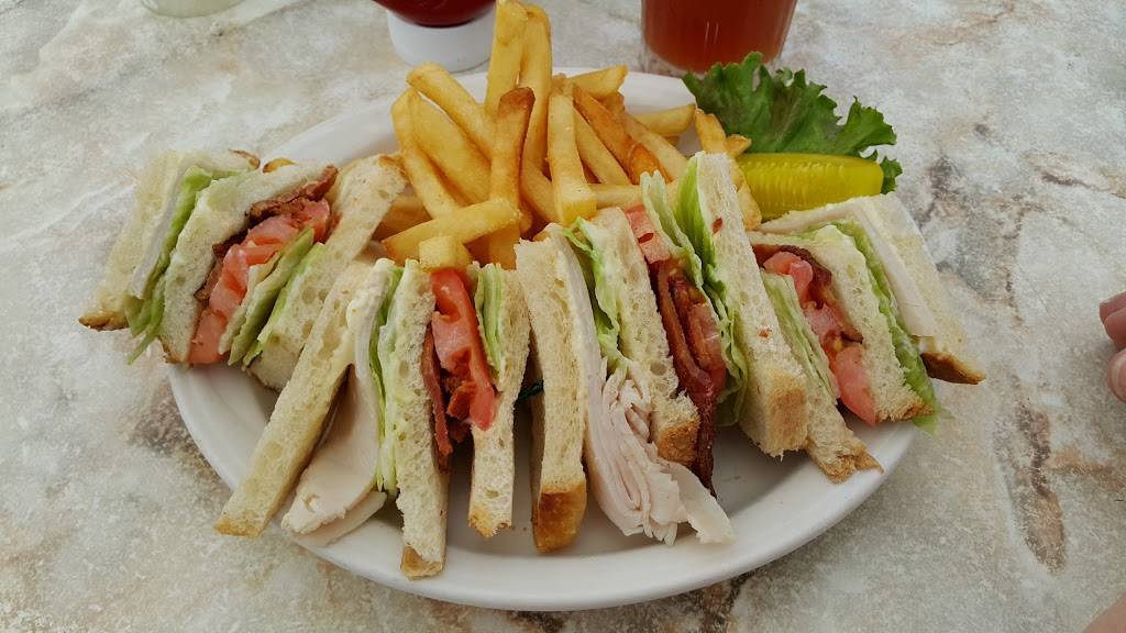 Breakwater Restaurant | restaurant | 107 Harbor Way, Santa Barbara, CA 93109, USA | 8059651557 OR +1 805-965-1557