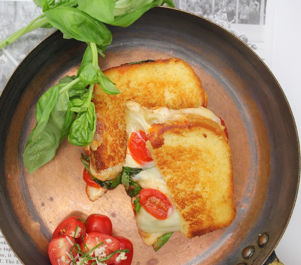 Hot off the Press | restaurant | 1 State St, Erie, PA 16507, USA | 8143846007 OR +1 814-384-6007