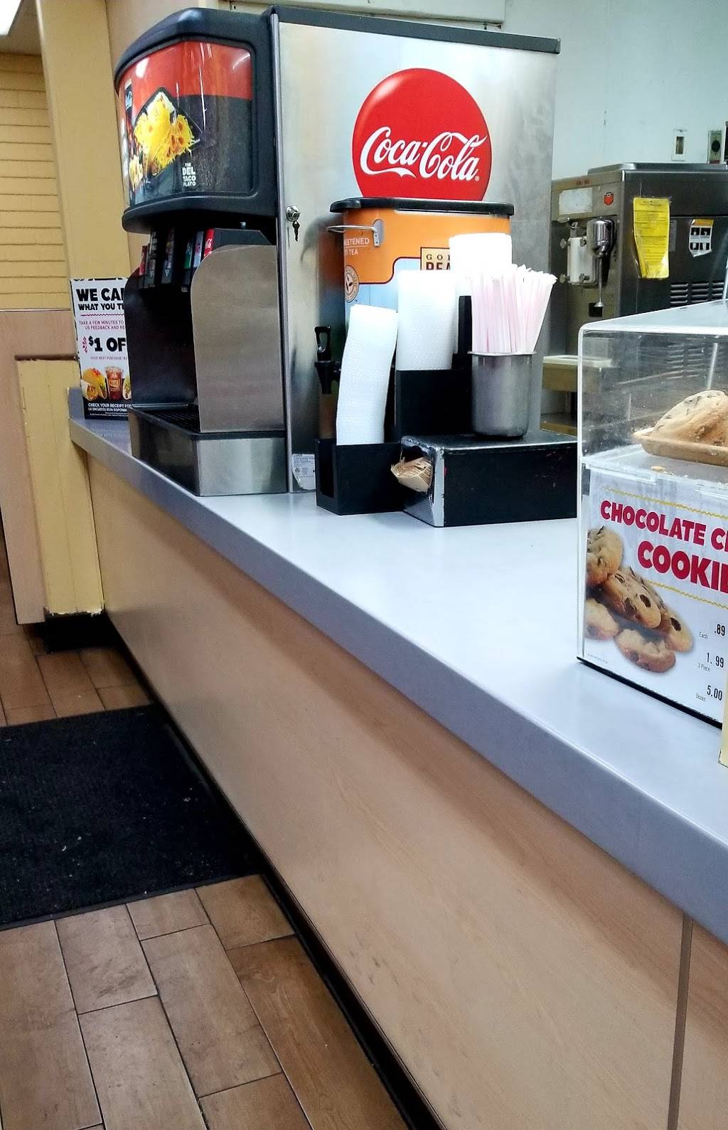 Del Taco | meal takeaway | 19644 Vanowen St, Reseda, CA 91335, USA | 8183453376 OR +1 818-345-3376