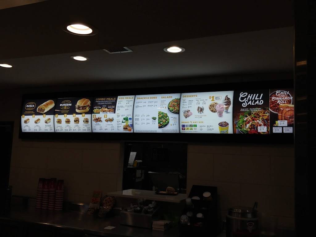 Runza Restaurant | restaurant | 10705 Emmet St, Omaha, NE 68134, USA | 4024963986 OR +1 402-496-3986