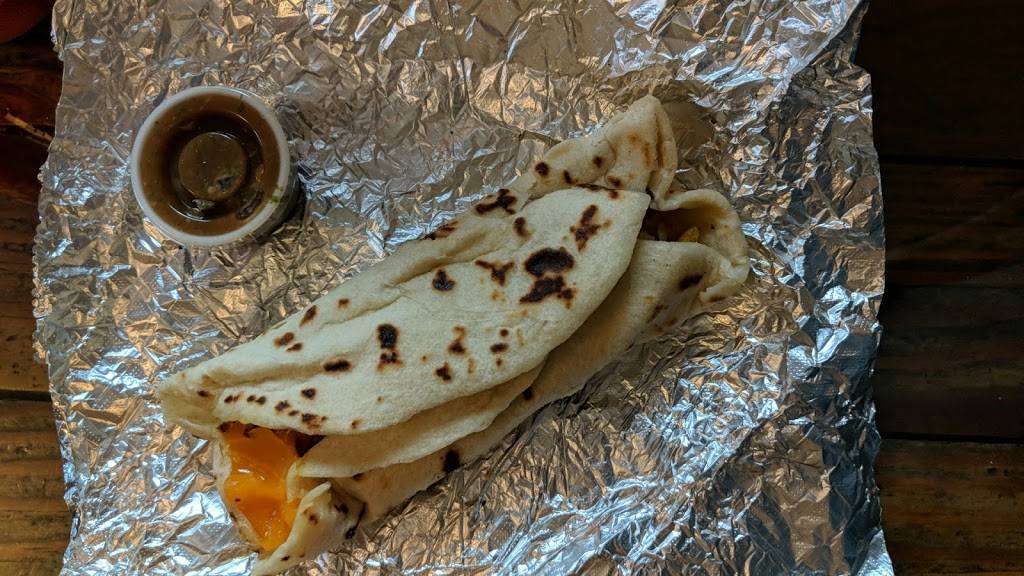 Las Comadres | restaurant | 1001 S Water St E, Burnet, TX 78611, USA | 5127150227 OR +1 512-715-0227