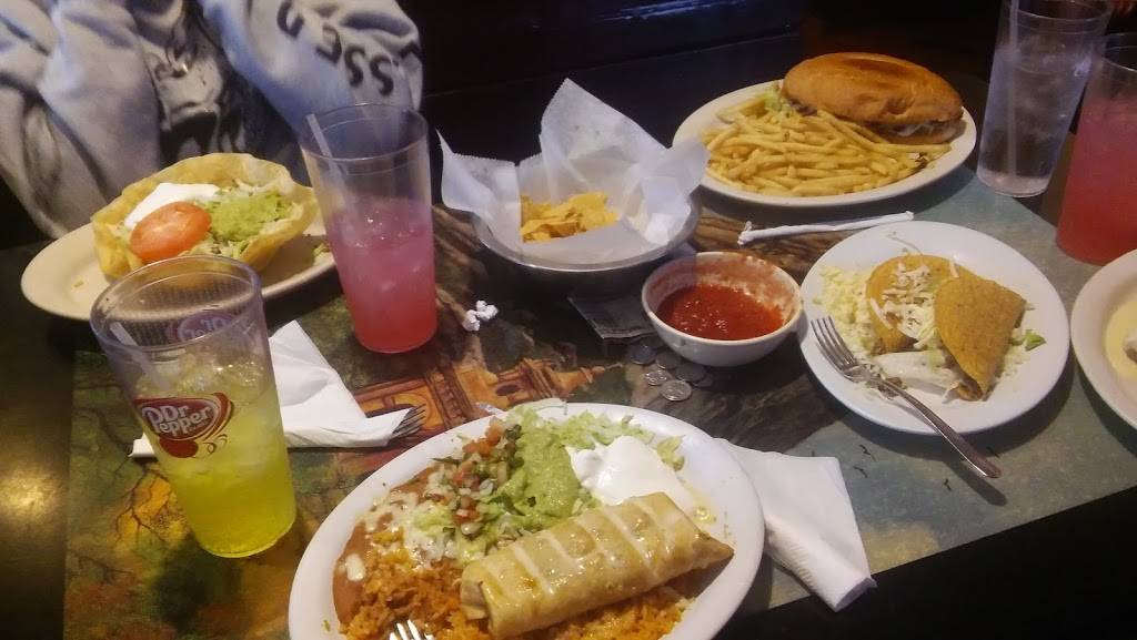 El Mezcal Restaurant | restaurant | 511 SW Topeka Blvd, Topeka, KS 66603, USA | 7853570956 OR +1 785-357-0956