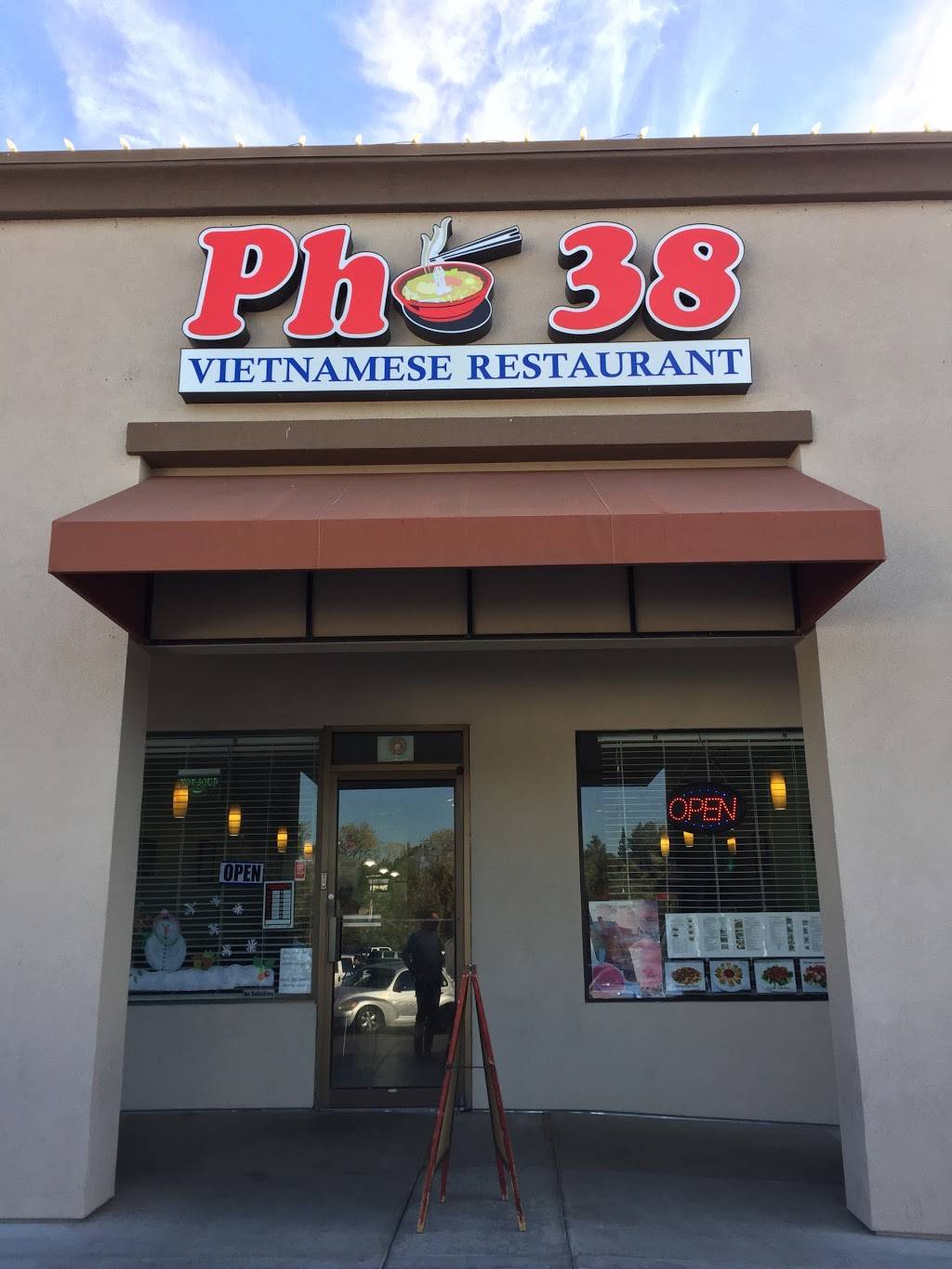 Pho 38 | restaurant | 818 N Yosemite Ave, Oakdale, CA 95361, USA | 2098458617 OR +1 209-845-8617