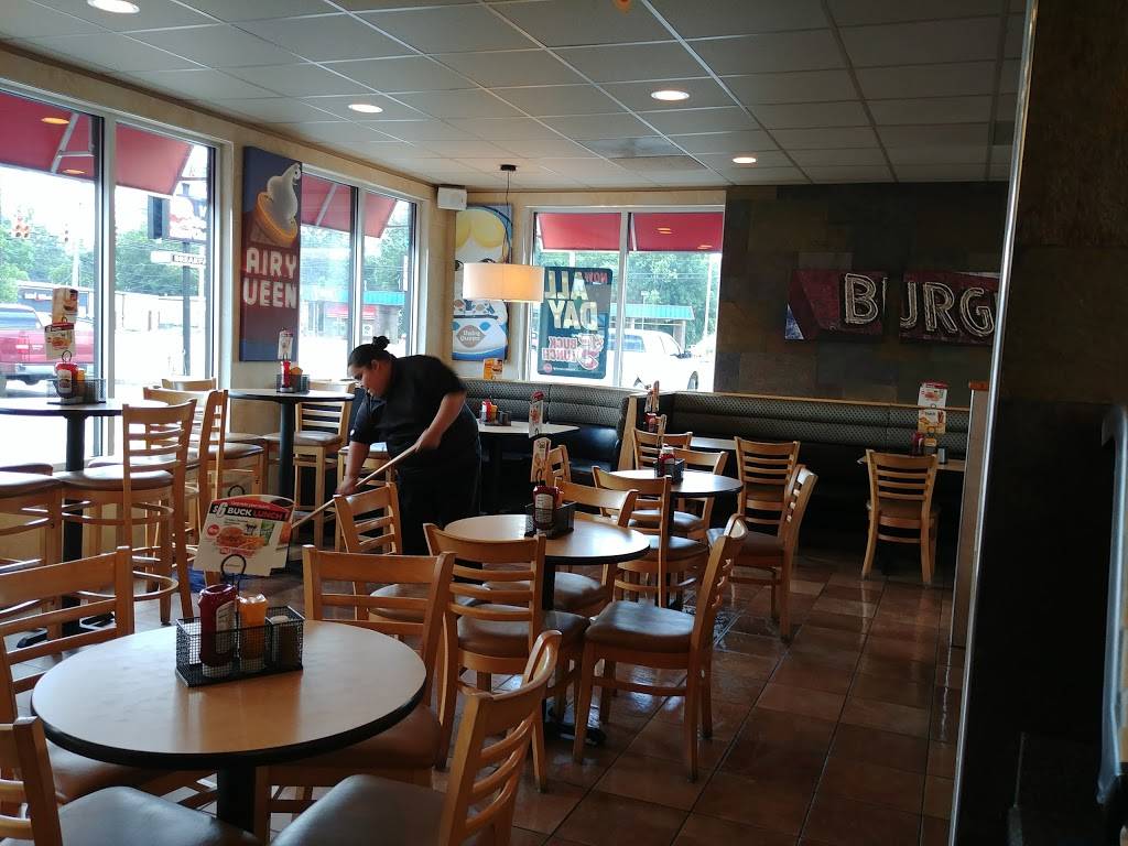 Dairy Queen Grill & Chill | restaurant | 708 Smithville Hwy, McMinnville, TN 37110, USA | 9314735154 OR +1 931-473-5154