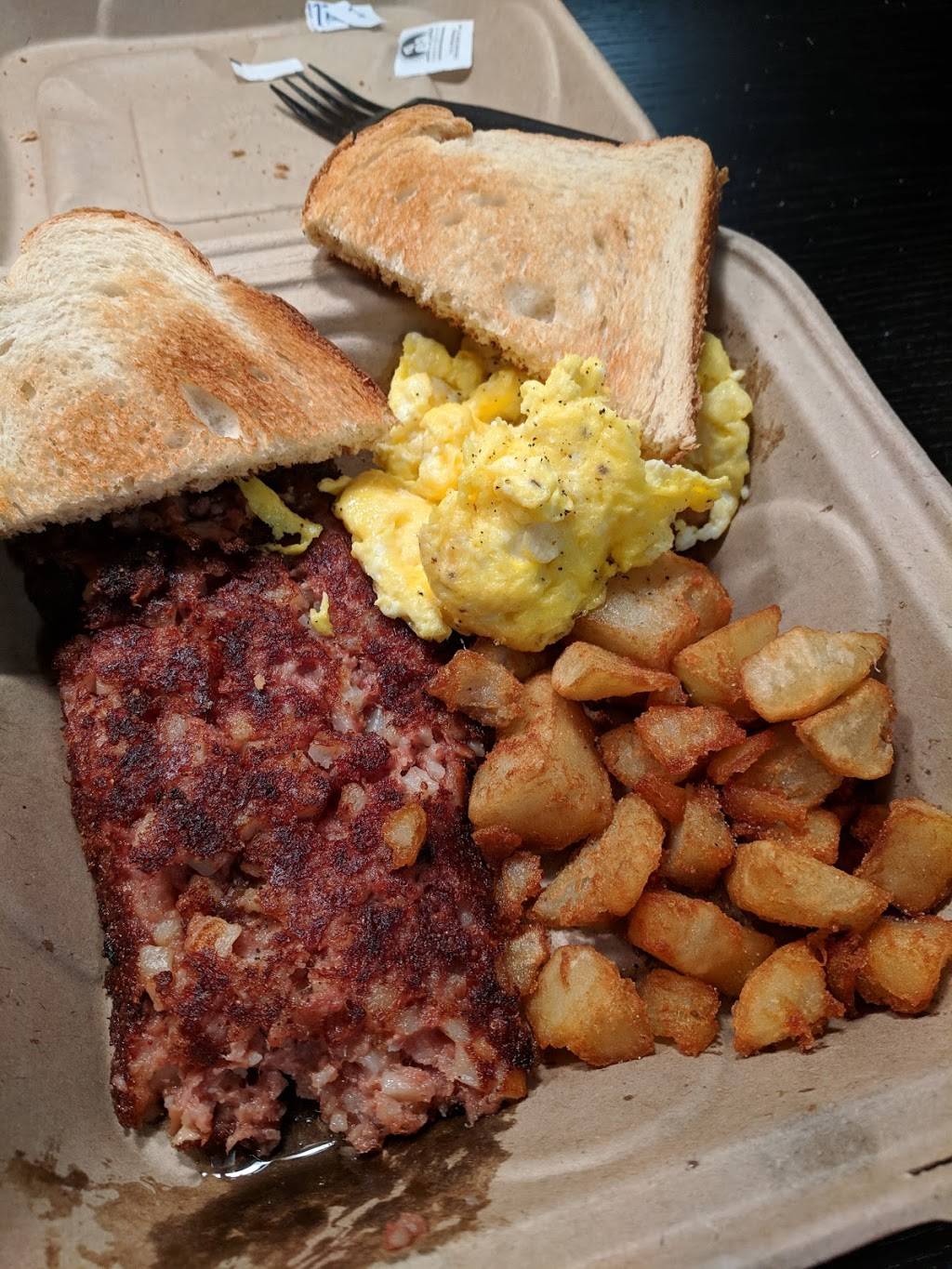 Grumpys Restaurant & Pub | restaurant | 125 Vallejo St, San Francisco, CA 94111, USA | 4154343350 OR +1 415-434-3350