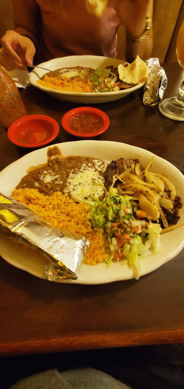 Las Playas | restaurant | 1016 NW Woods Chapel Rd, Blue Springs, MO 64015, USA | 8162244227 OR +1 816-224-4227