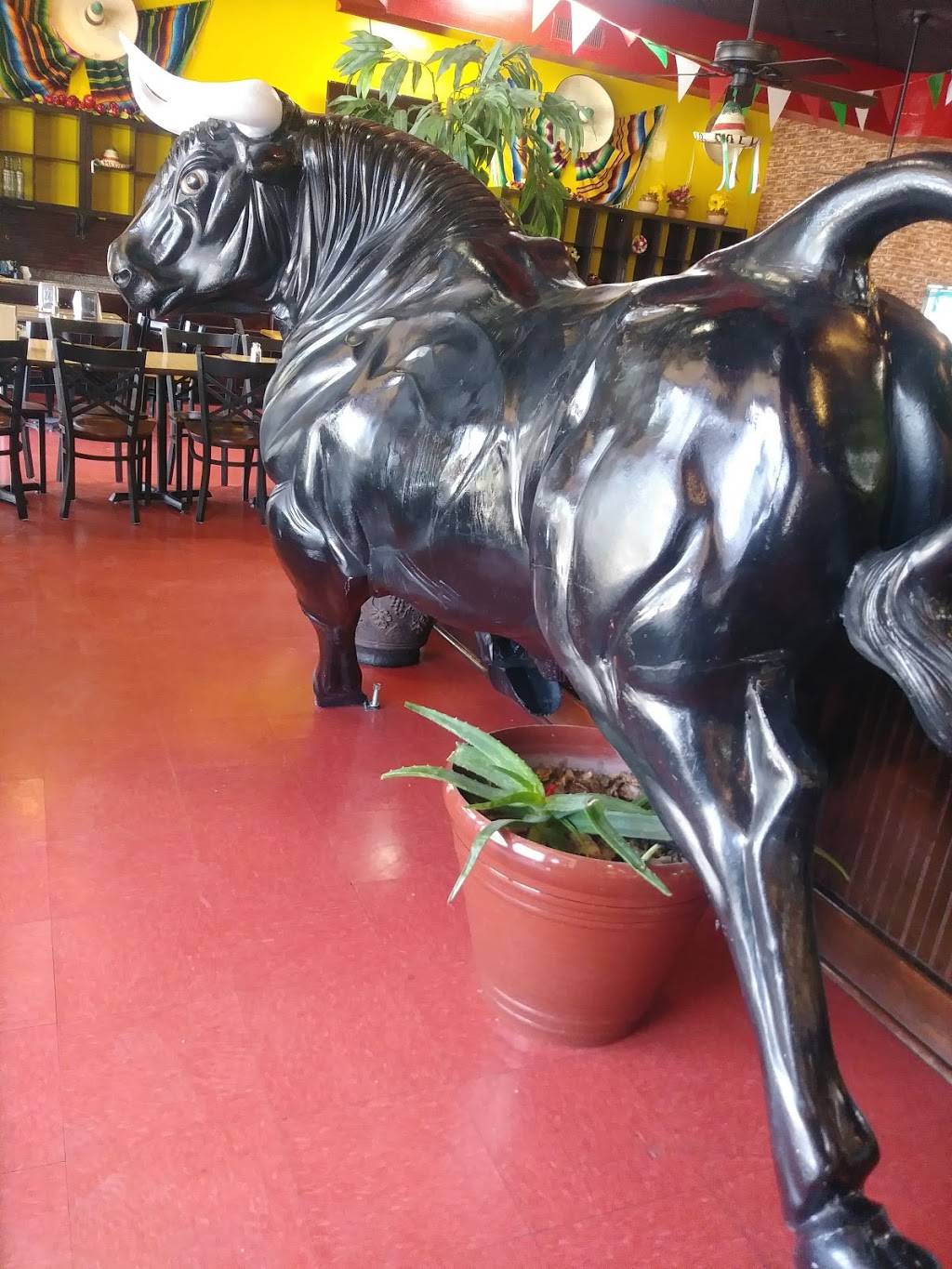 Tacos Toro Bronco | restaurant | 6065 Montana Ave, El Paso, TX 79925, USA | 9152342442 OR +1 915-234-2442