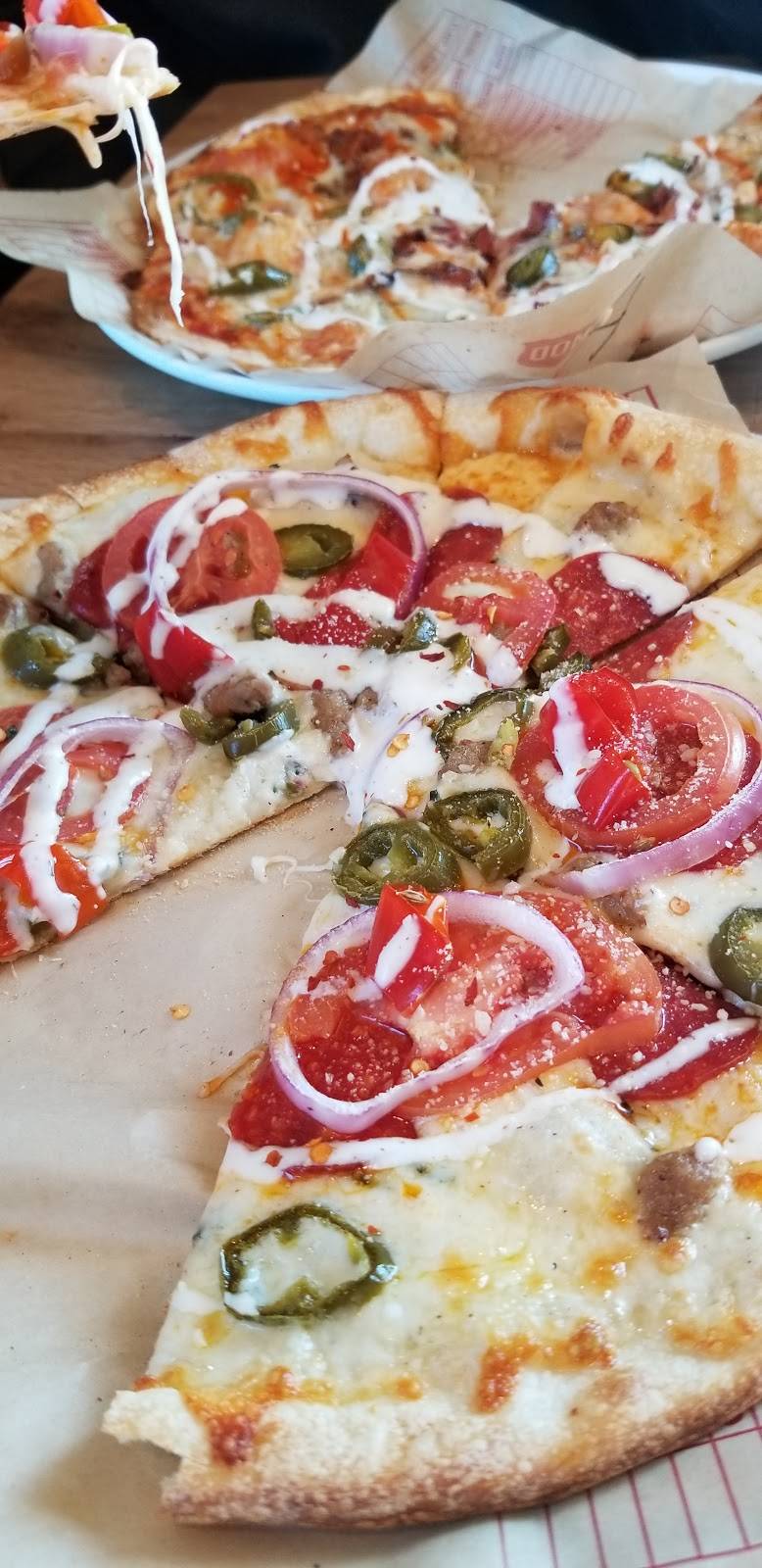 MOD Pizza | restaurant | 4938 Thompson Pkwy, Johnstown, CO 80534, USA | 9706673762 OR +1 970-667-3762