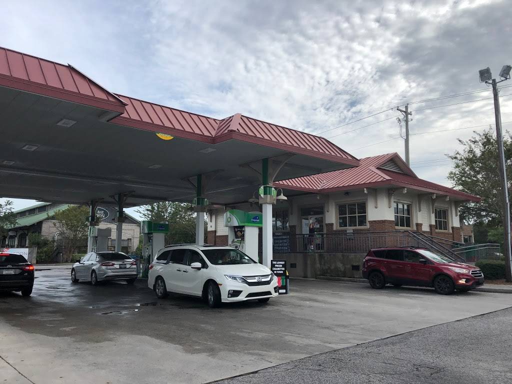 Circle K | meal takeaway | 588 E Bay St #6346, Charleston, SC 29403, USA | 8439580800 OR +1 843-958-0800