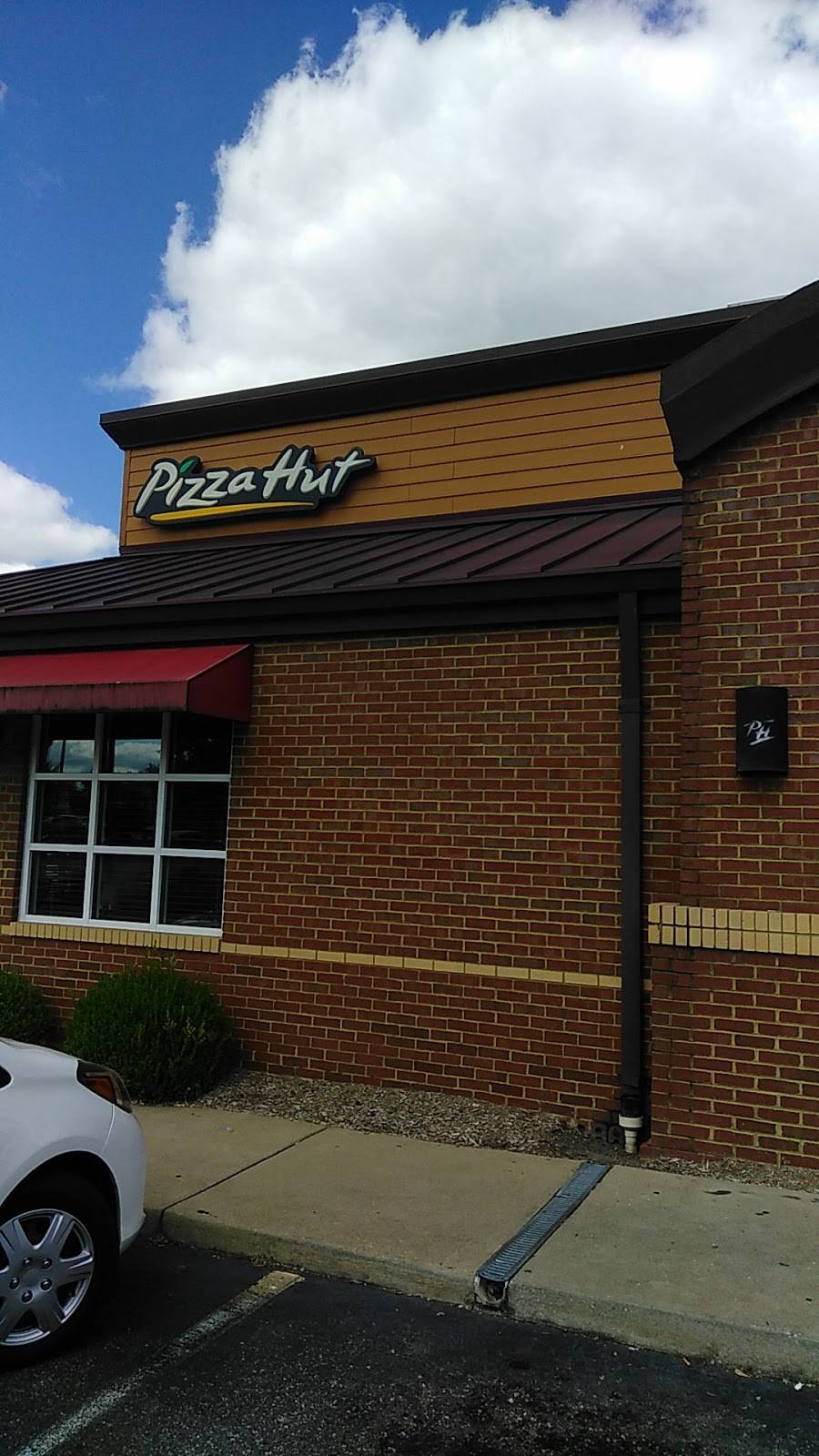 Pizza Hut | meal takeaway | 1611 Richmond Rd, Williamsburg, VA 23185, USA | 7572538000 OR +1 757-253-8000