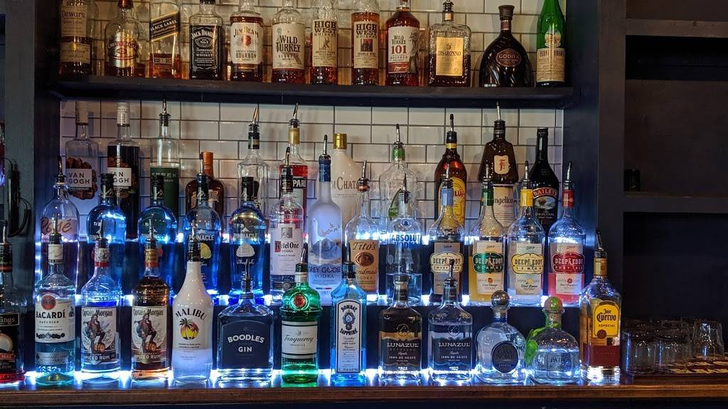 The Captains Quarters | restaurant | 2600 Savannah Hwy, Charleston, SC 29414, USA | 8435562595 OR +1 843-556-2595