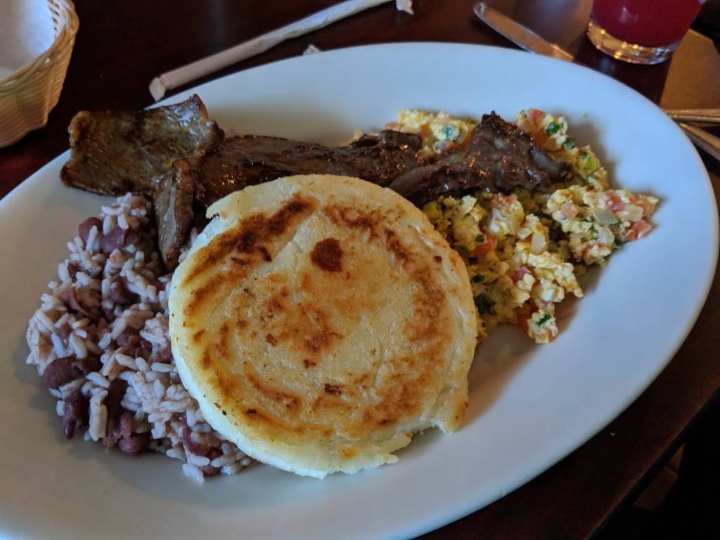 Meson Criollo Restaurant | restaurant | 15713 Vanowen St, Van Nuys, CA 91406, USA | 8189041099 OR +1 818-904-1099