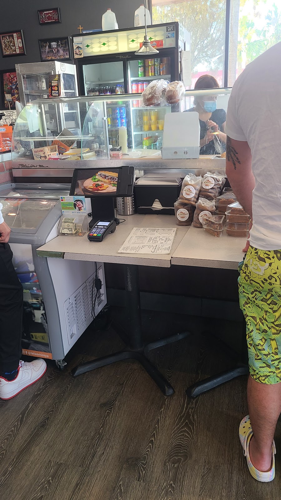 Sunny subs | restaurant | 5203 NW 79th Ave, Doral, FL 33166, USA | 3055920476 OR +1 305-592-0476