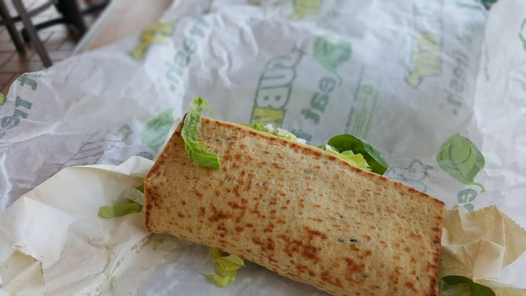 Subway Restaurants | restaurant | 135 W Ball Rd, Retail Center, W Ball Rd Unit A, Anaheim, CA 92805, USA | 7146354782 OR +1 714-635-4782