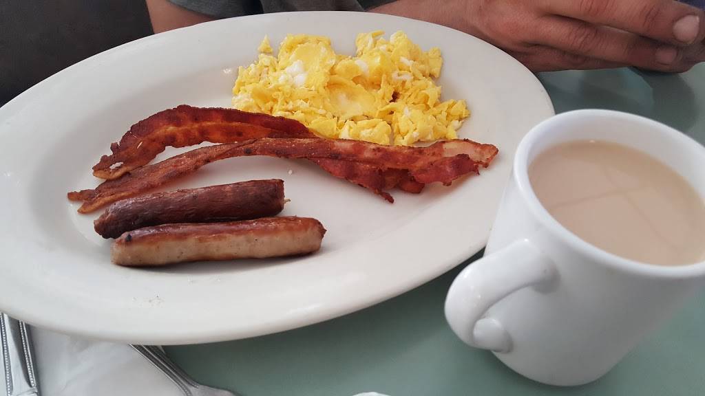 Country Boy Restaurant | restaurant | 821 E 9 Mile Rd, Hazel Park, MI 48030, USA | 2485437080 OR +1 248-543-7080