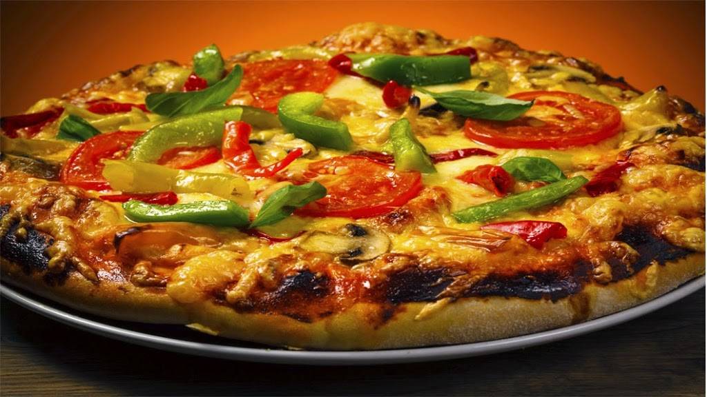 Vincents Pizza | restaurant | 2400, 44 Surrey Cir, Shirley, NY 11967, USA | 6313180012 OR +1 631-318-0012