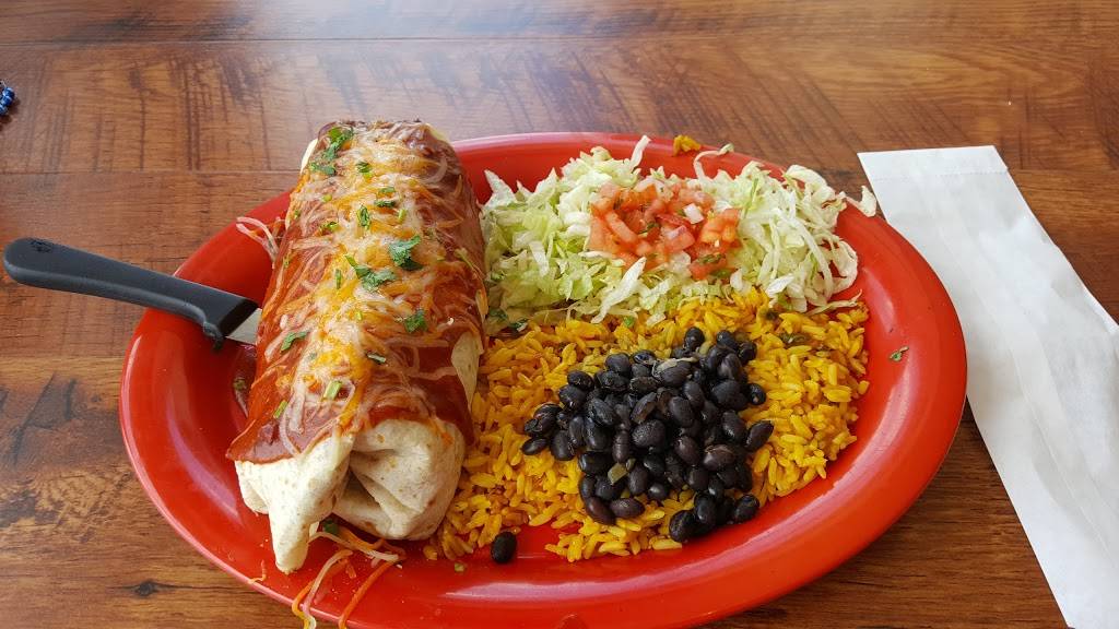 Adobe Gilas | restaurant | 2, 5455 Park Pl, Rosemont, IL 60018, USA | 8472330080 OR +1 847-233-0080