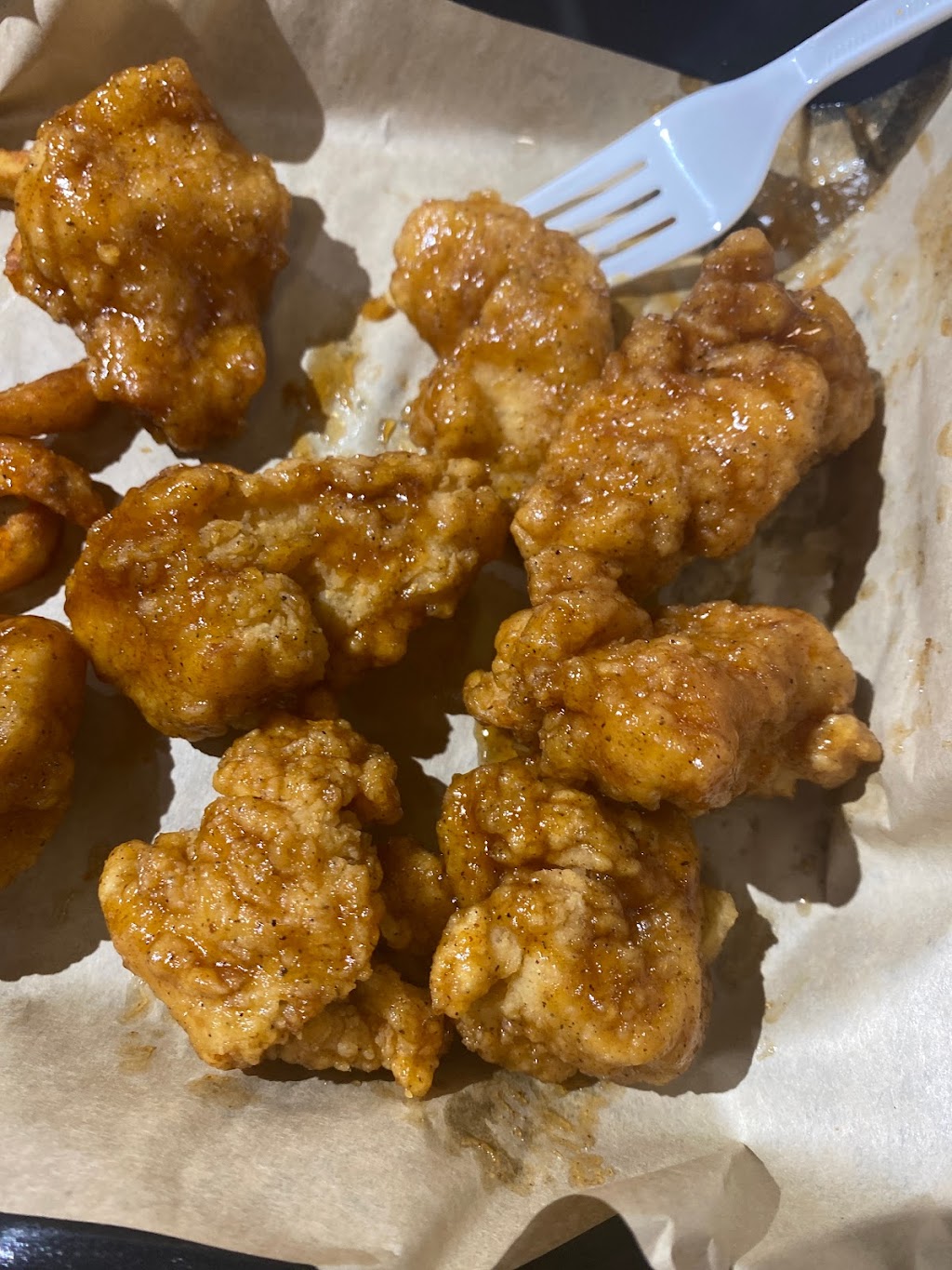 Its Just Wings | restaurant | 516 N Clark St, Chicago, IL 60654, USA | 4695022021 OR +1 469-502-2021