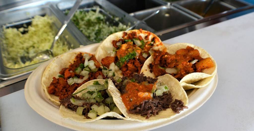 Barbacoa El Oso | restaurant | 3000 S Federal Blvd, Denver, CO 80236, USA | 7204156434 OR +1 720-415-6434