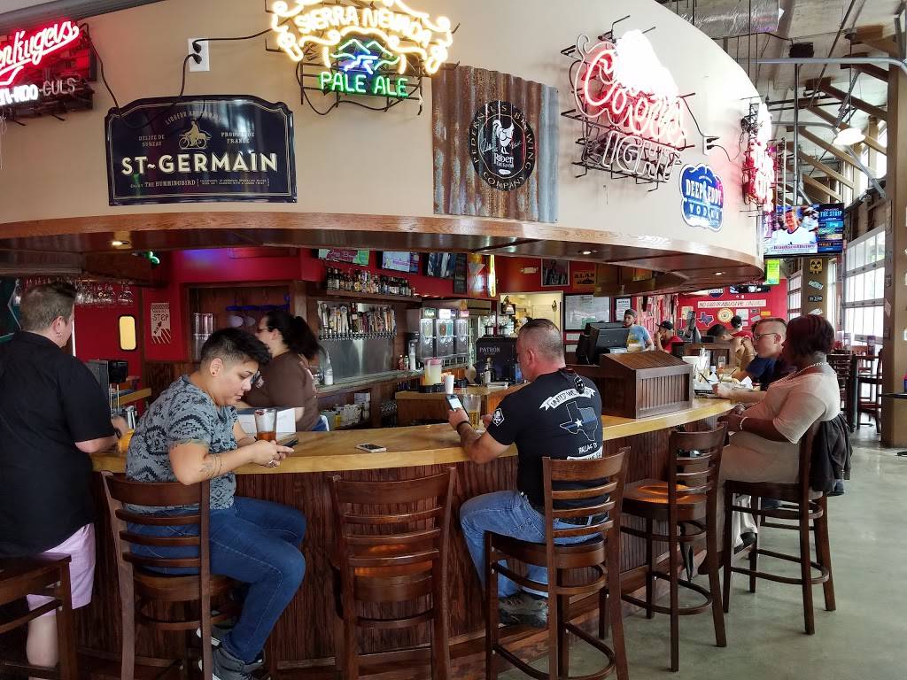 Luthers Cafe | restaurant | 1503 N Main Ave, San Antonio, TX 78212, USA | 2102237727 OR +1 210-223-7727