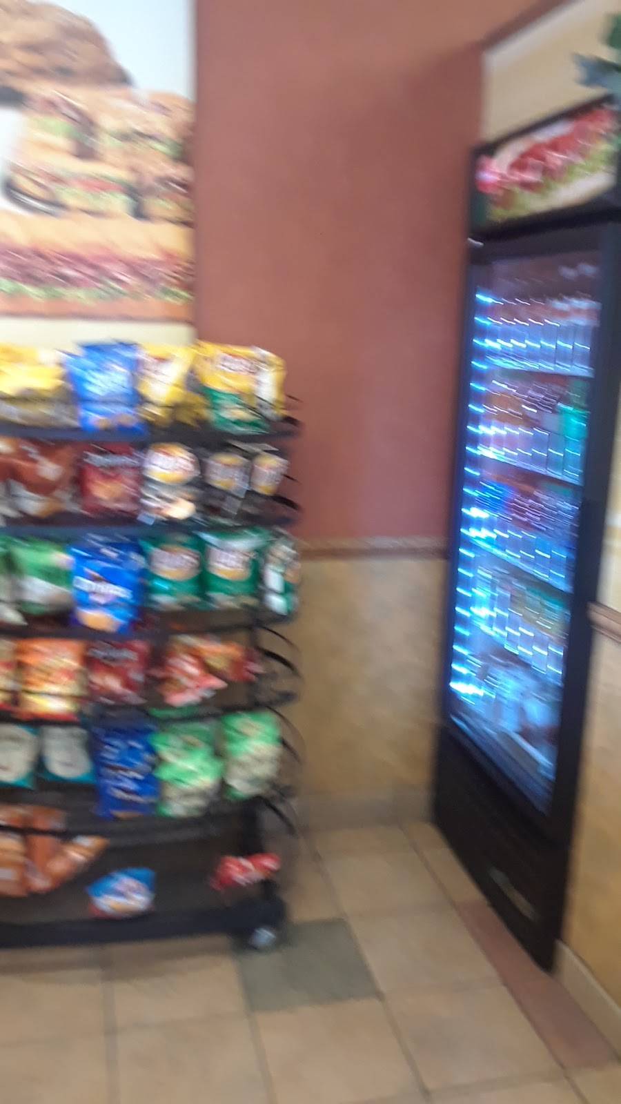 Subway | restaurant | 6733 W North Ave, Wauwatosa, WI 53213, USA | 4142571070 OR +1 414-257-1070