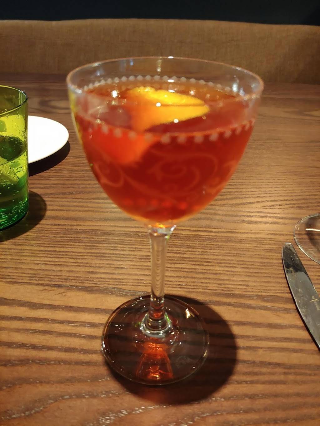 The Mayors Table Pacific Pub + Kitchen | restaurant | 3300 Newport Blvd, Newport Beach, CA 92663, USA | 9496626160 OR +1 949-662-6160