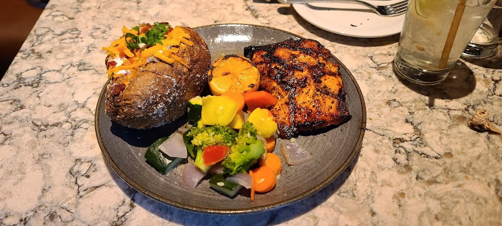 Firebirds Wood Fired Grill | restaurant | 2900 Amador Dr, Fort Worth, TX 76177, USA | 8177700771 OR +1 817-770-0771