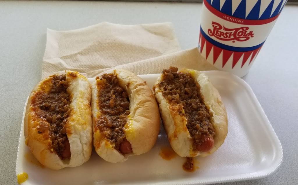 Hot Dog Charlies Cohoes | restaurant | 629 Saratoga St, Cohoes, NY 12047, USA | 5182354494 OR +1 518-235-4494