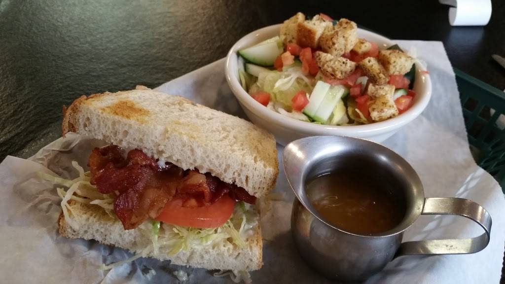 BLTs Restaurant | restaurant | 41799 Big Bear Blvd, Big Bear Lake, CA 92315, USA | 9098666659 OR +1 909-866-6659