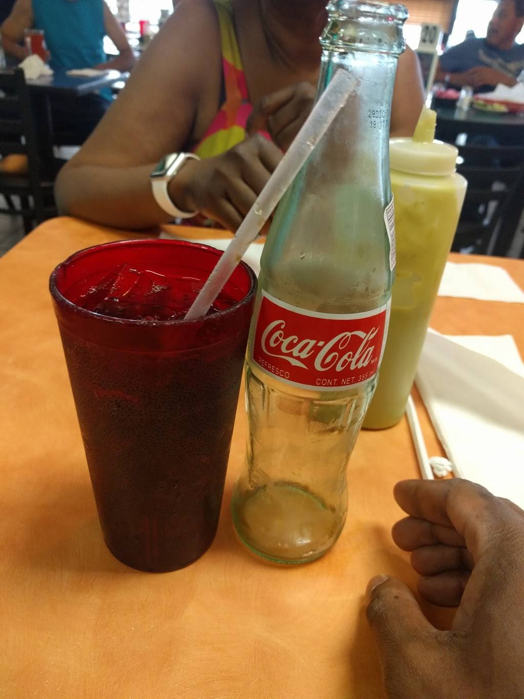 Taqueria El Dorado | restaurant | 11405 North Fwy, Houston, TX 77060, USA | 2818200709 OR +1 281-820-0709