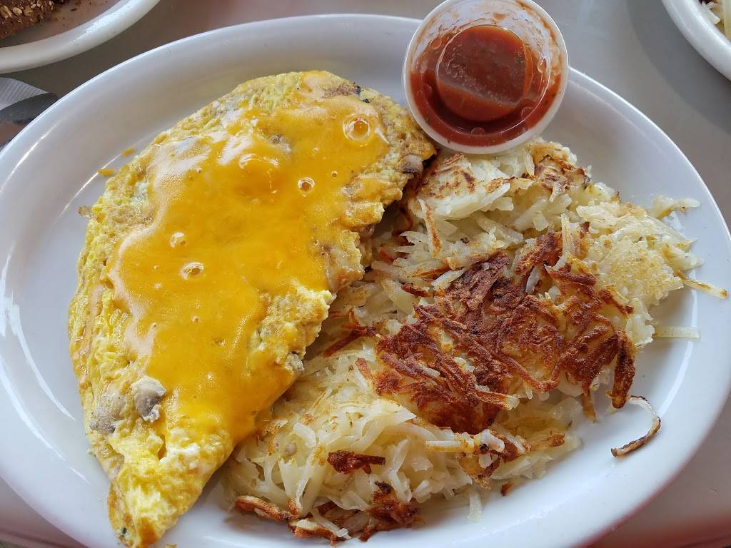 Pollys on the Pier | restaurant | 160 International Boardwalk, Redondo Beach, CA 90277, USA | 3103183736 OR +1 310-318-3736