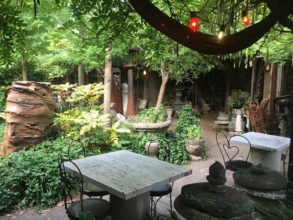 Garage Cafe | restaurant | 2304 10th Terrace S, Birmingham, AL 35205, USA | 2053223220 OR +1 205-322-3220