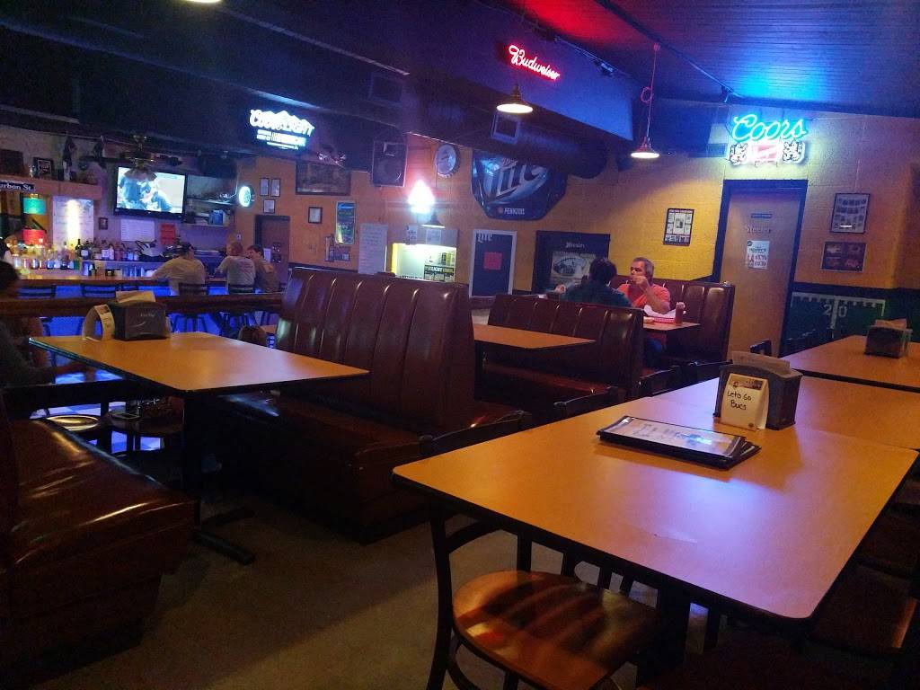 Pitt Stop Pub | restaurant | 430 S Erie St #1506, Mercer, PA 16137, USA | 7246623116 OR +1 724-662-3116