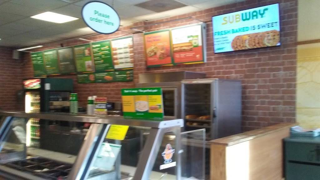 Subway | restaurant | 140 Walton St, Syracuse, NY 13202, USA | 3154710165 OR +1 315-471-0165