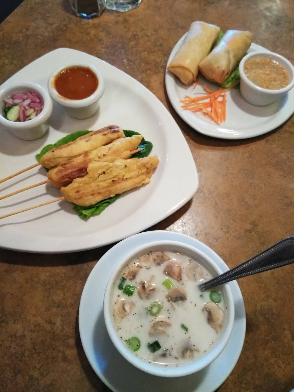 Sukhothai | restaurant | 25226 Greenfield Rd, Oak Park, MI 48237, USA | 2489689495 OR +1 248-968-9495
